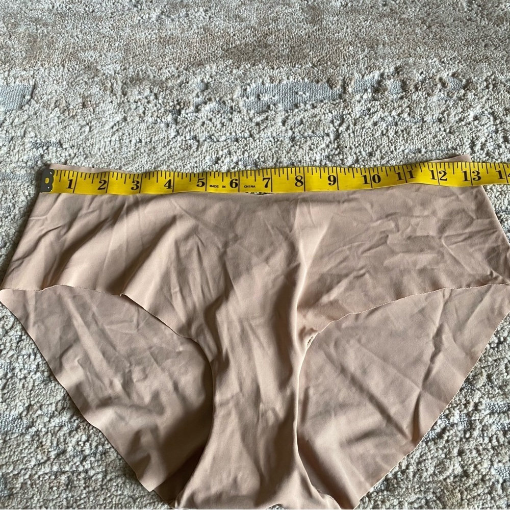 Victoria’s Secret Hip Hugger Hipster Nude Skin Microfiber Panties: Large - Picture 3 of 6